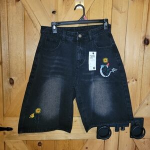 Black Denim Shorts with Floral Embroidery Baggy Womens Size Medium